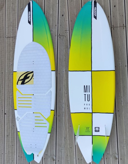 SURF FONE MITU MONTEIRO PRO MODEL 2016