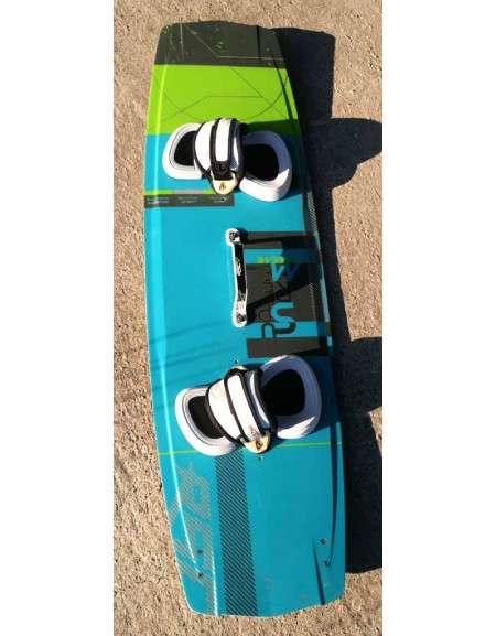 PLANCHE DE KITESURF RCS SUPREME 136X42 CM