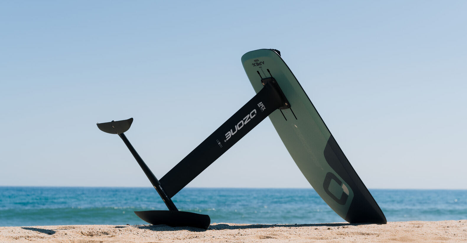 Planche d'hydrofoil et de kitefoil Ozone Apex V2