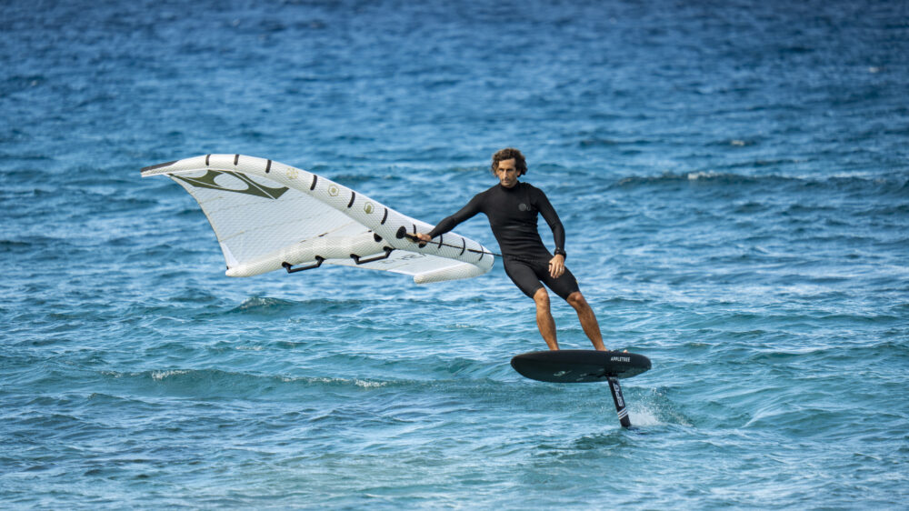 Planche wingfoil haut de gamme