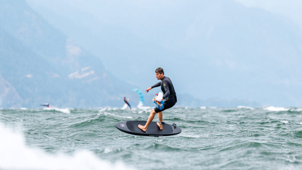 planche de wingfoil et parawing Appletree Skipper Midlength