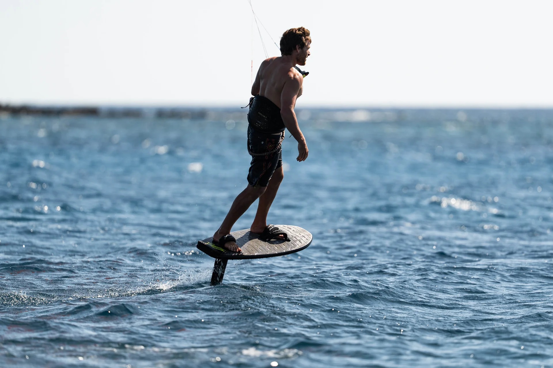 Planche de foil Naish Hover Macrochip 2026
