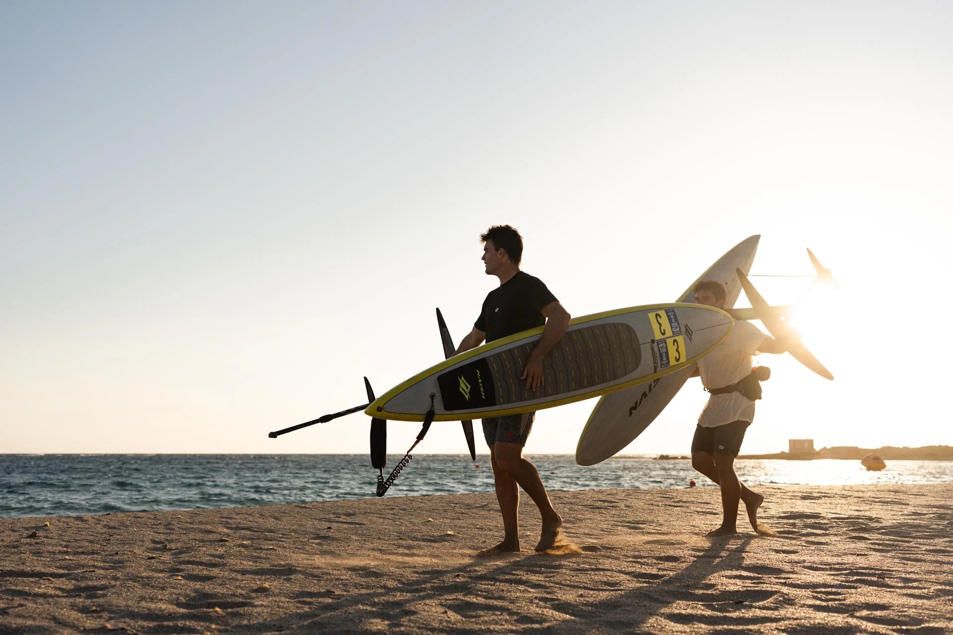 Planche de wingfoil naish odyssey DW Nvision 2026