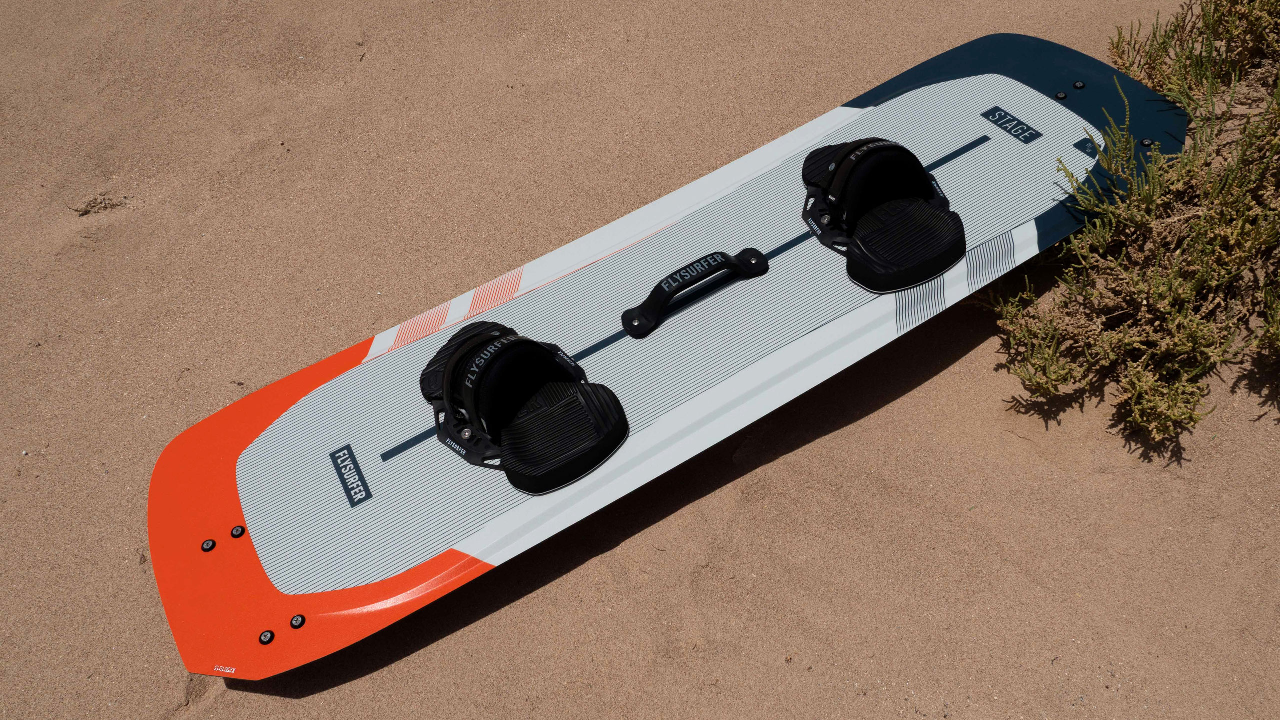 planche de kitesurf Flysurfer Stage 2 2026 vent léger
