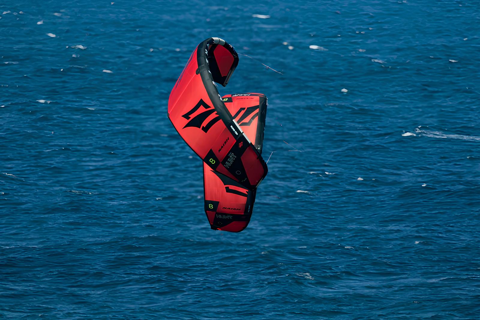 Aile de kitesurf Naish Hunt [Q] Series 2026/2027